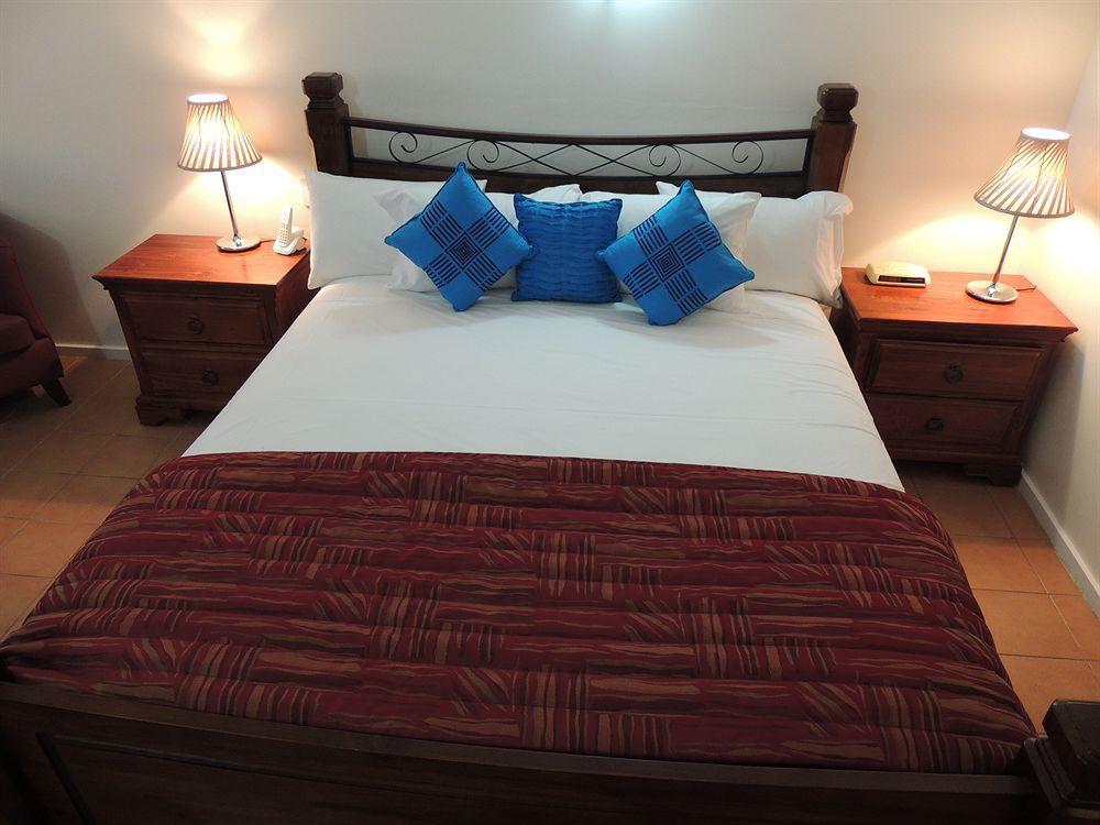 Sugar Country Motor Inn Bundaberg Buitenkant foto